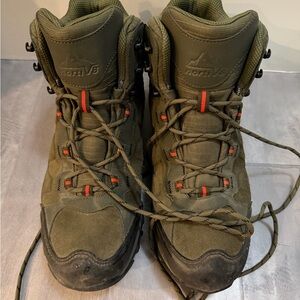 Olive Green Men’s Hiking Boots